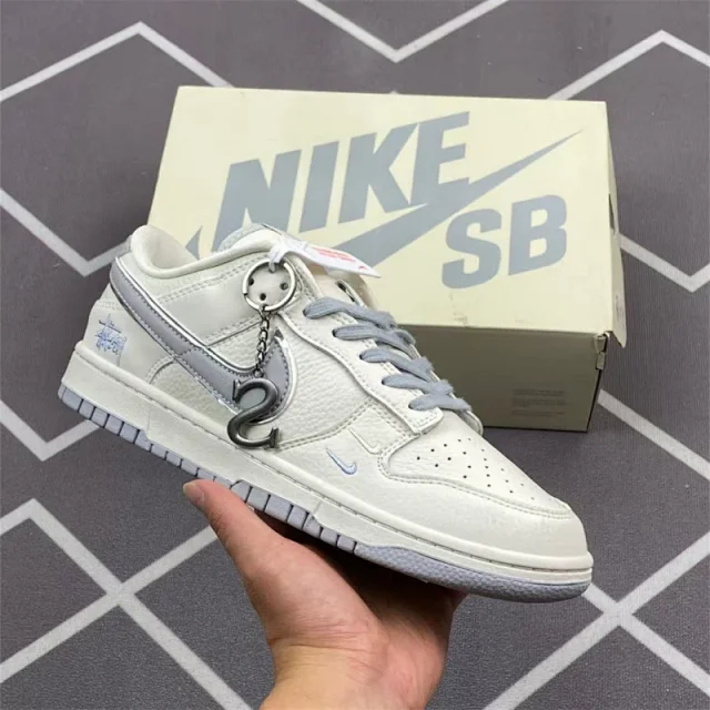 af1 classic white air force one