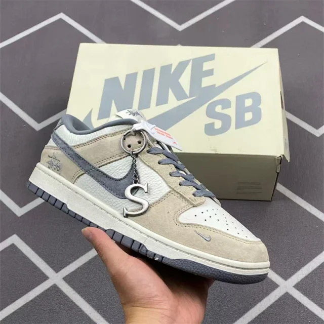 af1 classic white air force one